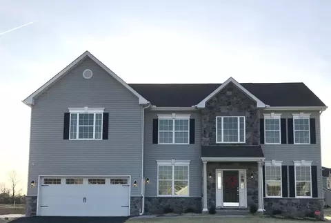 194 Apoorva Ln, Smyrna, DE 19977