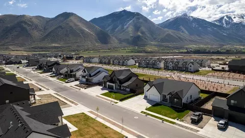 View/Area - 718 N 1600 E, Salem, UT 84653 photo 8 of 15