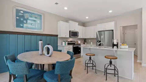 Dining - 88 Hydrangea Cir, Fairburn, GA 30213 photo 2 of 2