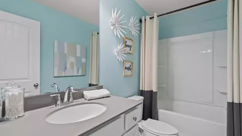 Bath - 88 Hydrangea Cir, Fairburn, GA 30213 photo 1 of 6