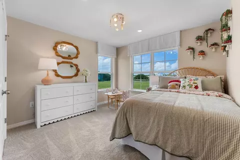 Bedroom - 652 Emerald Grove Dr, Apopka, FL 32703 photo 5 of 9