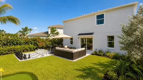 Exterior - 655 Supernova Dr, Melbourne, FL 32901 photo 6 of 7