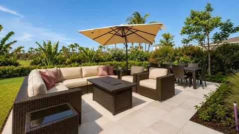 Exterior - 655 Supernova Dr, Melbourne, FL 32901 photo 5 of 7