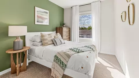 Bedroom - 2296 Pilsner Loop, Bradenton, FL 34208 photo 6 of 6