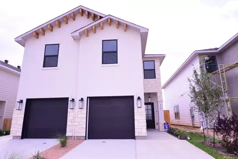 5337 Vista Trail Dr, Laredo, TX 78045