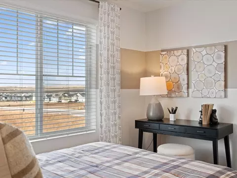 6691 Roundtail Way, Colorado Springs, CO 80925