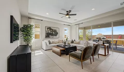 Living - 498 W Treasure Trl, Apache Junction, AZ 85120 photo 1 of 2