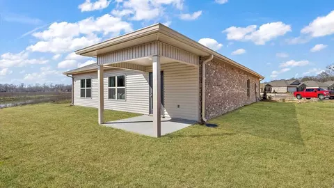 Exterior - 101 Parkwood Ct, Canton, MS 39046 photo 8 of 10