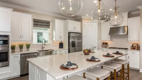 Kitchen - 1009 Tassleflower Trl, Saint Cloud, FL 34771 photo 14 of 29