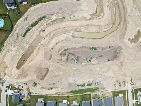 View/Area - 16594 Beau Dr, Macomb, MI 48042 photo 3 of 13