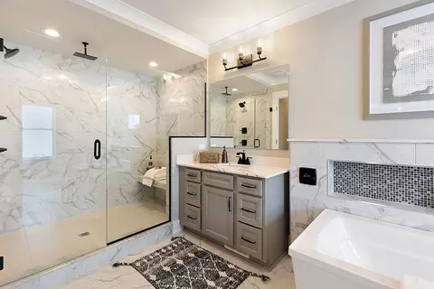 Bath - 16594 Beau Dr, Macomb, MI 48042 photo 3 of 11