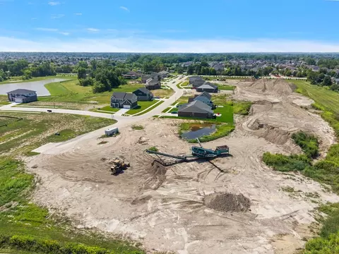 View/Area - 16594 Beau Dr, Macomb, MI 48042 photo 5 of 6