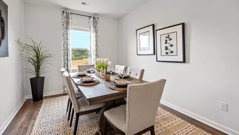 Dining - 101 Sunriff Ct, Greer, SC 29651 photo 3 of 4