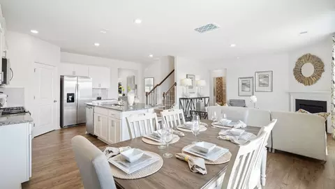 Dining - 101 Sunriff Ct, Greer, SC 29651 photo 2 of 4