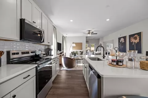 Kitchen - 387 Grey Wolf Dr, Spring Lake, NC 28390 photo 7 of 8
