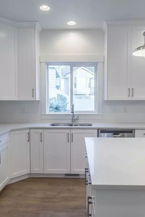 Kitchen - 783 E 240 N, Tremonton, UT 84337 photo 3 of 3