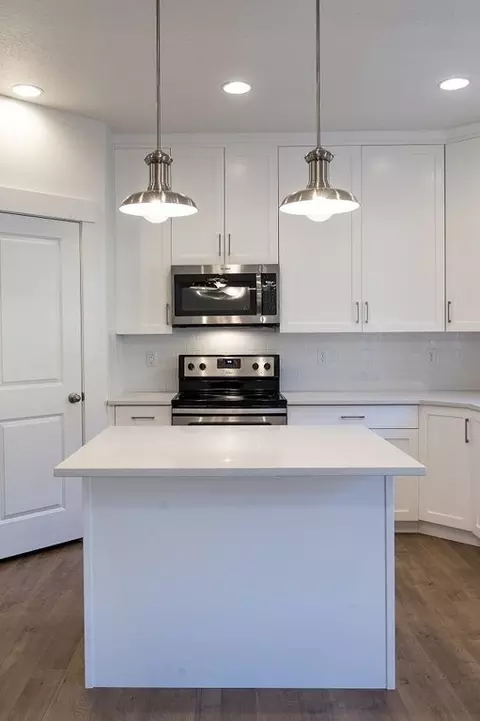 Kitchen - 783 E 240 N, Tremonton, UT 84337 photo 2 of 3