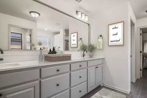 Bath - 16140 Tall Grass Dr, Moore, OK 73170 photo 1 of 5