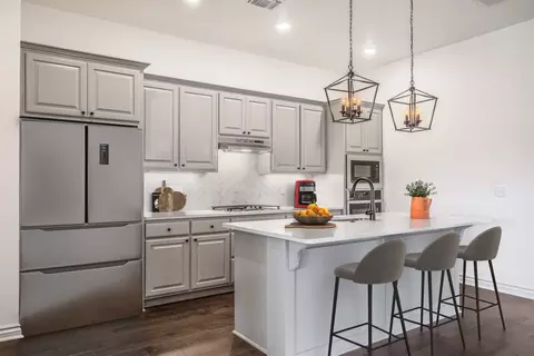 Kitchen - 16140 Tall Grass Dr, Moore, OK 73170 photo 2 of 3