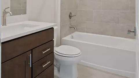 Bath - 219 Meredith Blvd, Winter Haven, FL 33881 photo 1 of 3