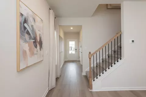 2751 Hawthorne Way, College Park, GA 30337