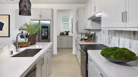 Kitchen - 5548 Dora Way, Oceanside, CA 92057 photo 3 of 5
