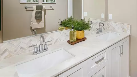 Bath - 5548 Dora Way, Oceanside, CA 92057 photo 6 of 6