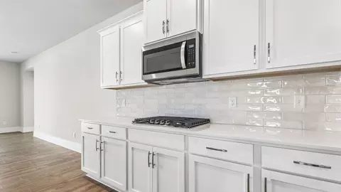 Kitchen - 634 Shining Sun Ct, Gilbert, SC 29054 photo 2 of 7