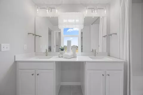 Bath - 2367 Harlequin Pl, Johnstown, CO 80534 photo 1 of 1