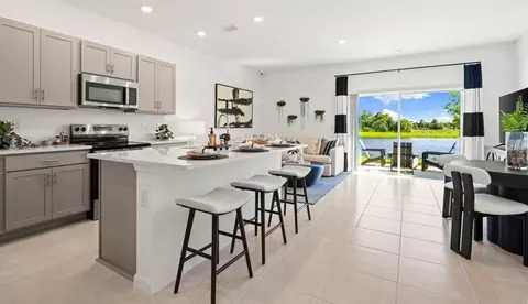 Kitchen - 10829 Eclipse St, Sarasota, FL 34241 photo 4 of 13