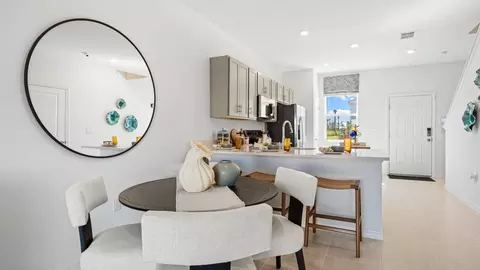 Dining - 10829 Eclipse St, Sarasota, FL 34241 photo 4 of 6