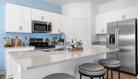 Kitchen - 10829 Eclipse St, Sarasota, FL 34241 photo 5 of 13