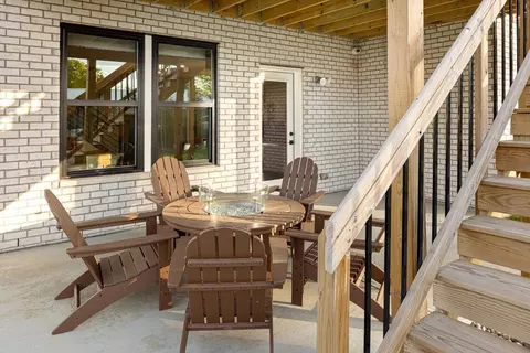 Exterior - 2705 Buckridge Dr, Cincinnati, OH 45233 photo 9 of 27