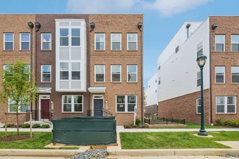 2042 Henson Norris St, Rockville, MD 20850