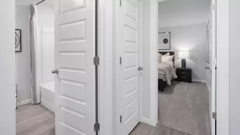 Entry Way - 3548 N 33rd St, Broken Arrow, OK 74014 photo 1 of 3