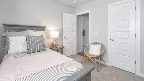 Bedroom - 3548 N 33rd St, Broken Arrow, OK 74014 photo 5 of 8