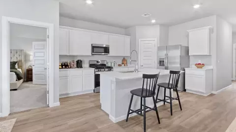 Kitchen - 3548 N 33rd St, Broken Arrow, OK 74014 photo 2 of 5
