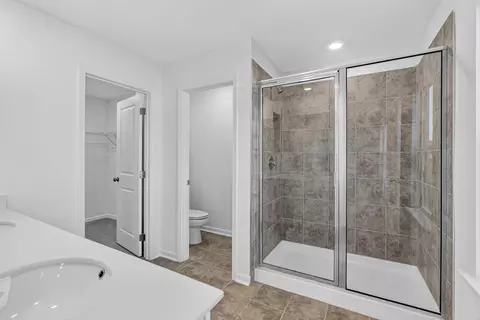 Bath - 100 Epperly Way, Tucker, GA 30084 photo 1 of 13