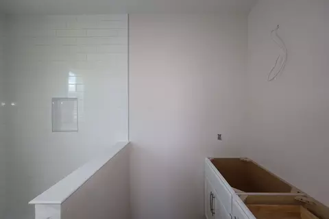 Bath - 1361 Hyde St, Saint Cloud, FL 34771 photo 1 of 1
