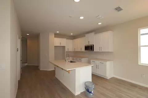 Kitchen - 1361 Hyde St, Saint Cloud, FL 34771 photo 2 of 5