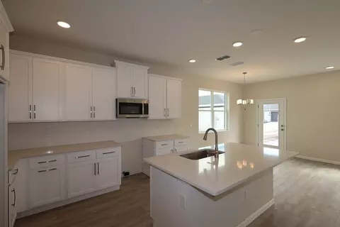 Kitchen - 1361 Hyde St, Saint Cloud, FL 34771 photo 3 of 5