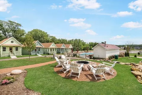 Exterior - 7 Willow Way, Ottawa, IL 61350 photo 6 of 16