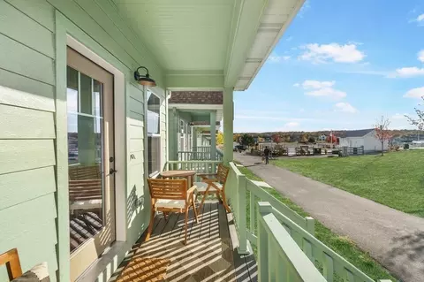 Exterior - 7 Willow Way, Ottawa, IL 61350 photo 4 of 16