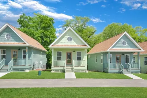 Exterior - 7 Willow Way, Ottawa, IL 61350 photo 8 of 16