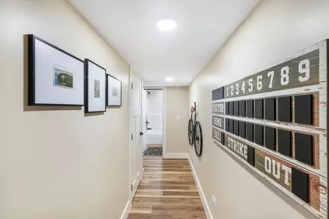 Entry Way - 7 Willow Way, Ottawa, IL 61350 photo 1 of 2