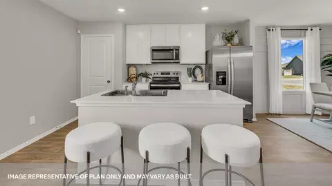 Kitchen - 306 Windflower Cv, Luling, TX 78648 photo 1 of 6