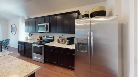 Kitchen - 29015 E 80th Ct S, Broken Arrow, OK 74014 photo 2 of 4