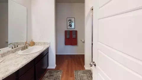 Bath - 29015 E 80th Ct S, Broken Arrow, OK 74014 photo 1 of 2