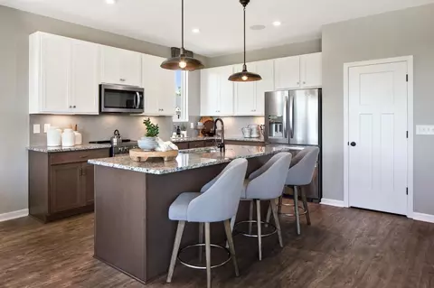 Kitchen - 998 Traemore Pl, Union, KY 41091 photo 4 of 5