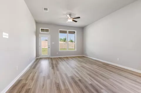 Living - 9925 Bethlehem Ct, Waco, TX 76708 photo 2 of 5